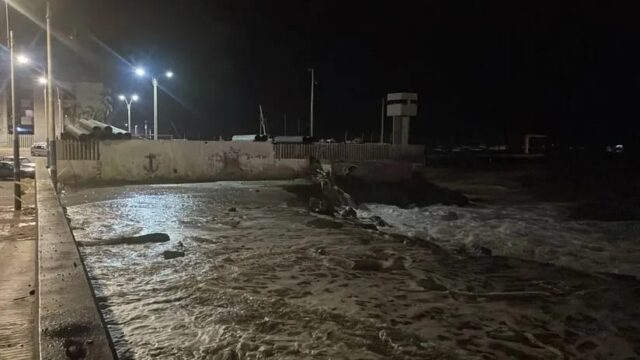 La Punta | OLEAJES ANÓMALOS GENERAN ANIEGOS CON PIEDRAS