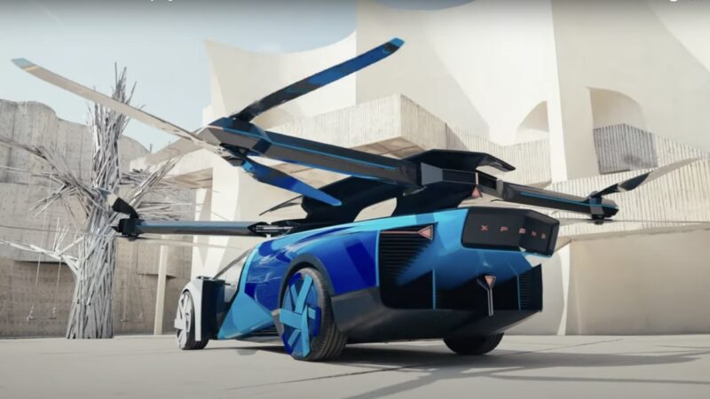 PRESENTAN EL PRIMER CARRO VOLADOR EN EL MUNDO