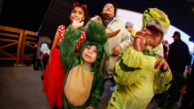 La Perla | NIÑOS SE DIVIRTIERON EN EL CONCURSO DE HALLOWEEN